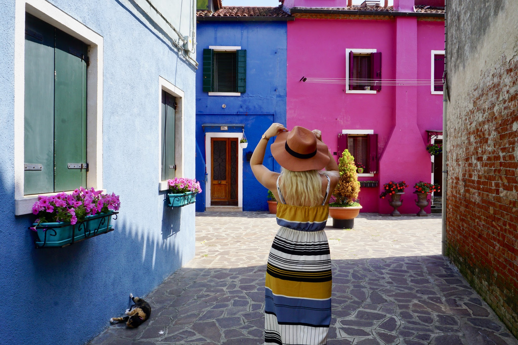 Day trip to Burano, Italy - Travel guide