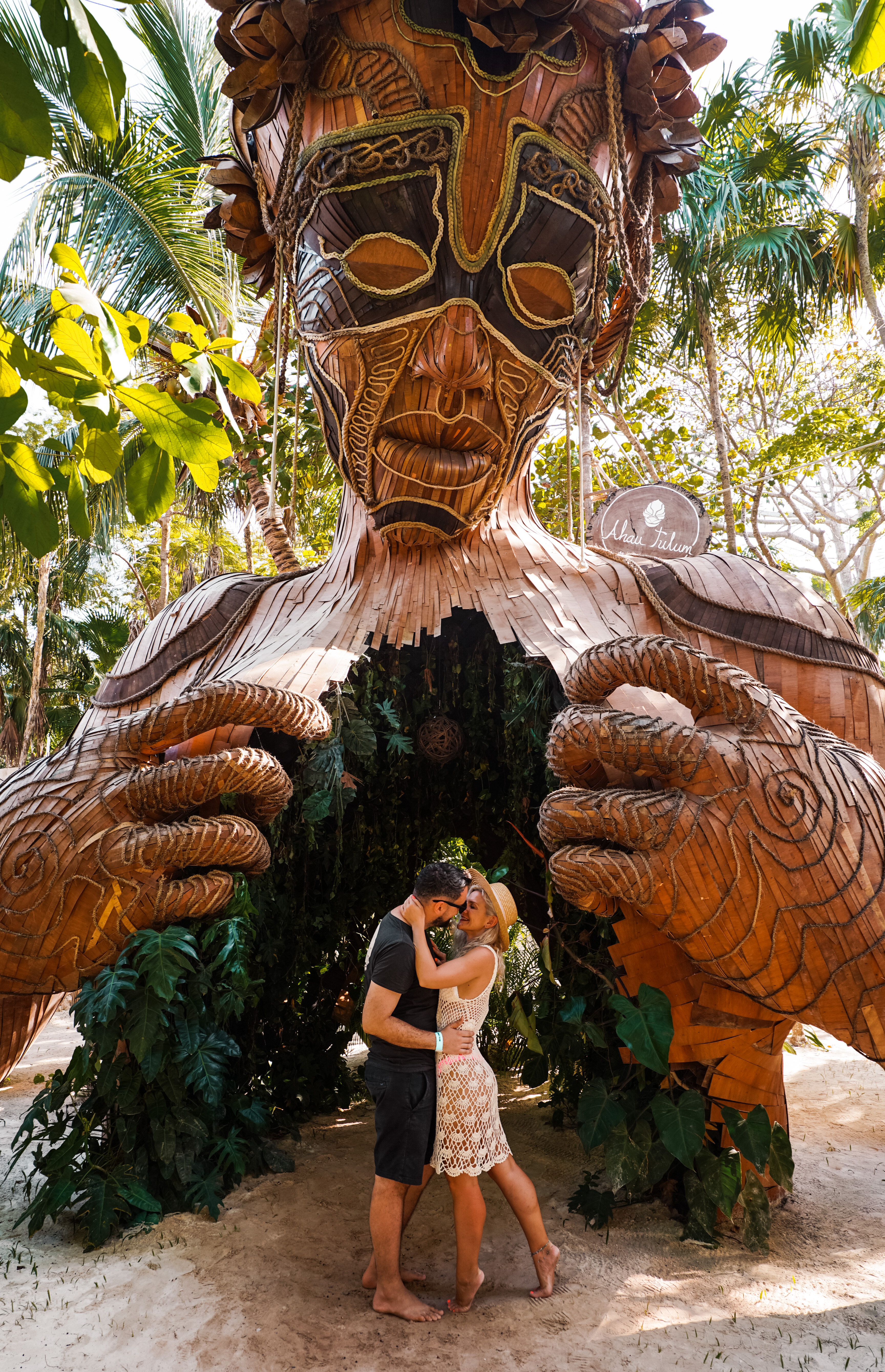 TULUM, MEXICO - TRAVEL GUIDE